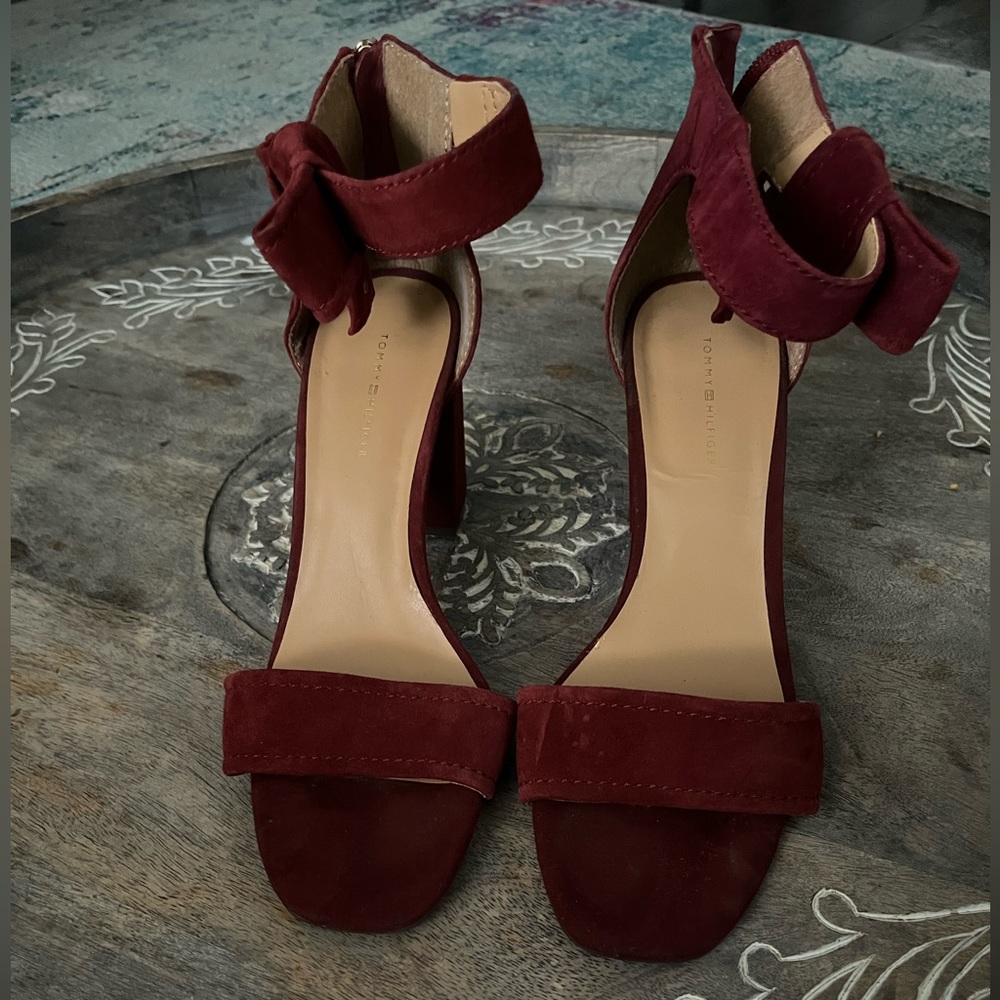Tommy Hilfiger block sandal, burgundy